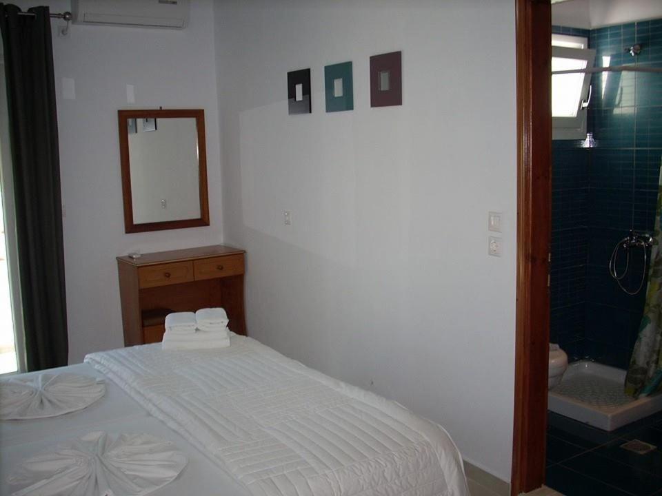Sea Breeze 2 Apartments 마스티차리 외부 사진