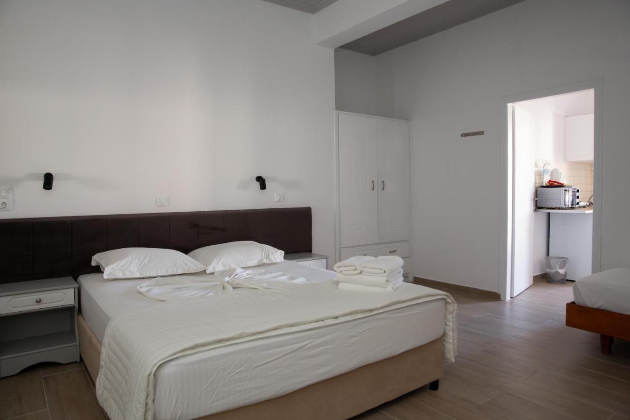 Sea Breeze 2 Apartments 마스티차리 외부 사진
