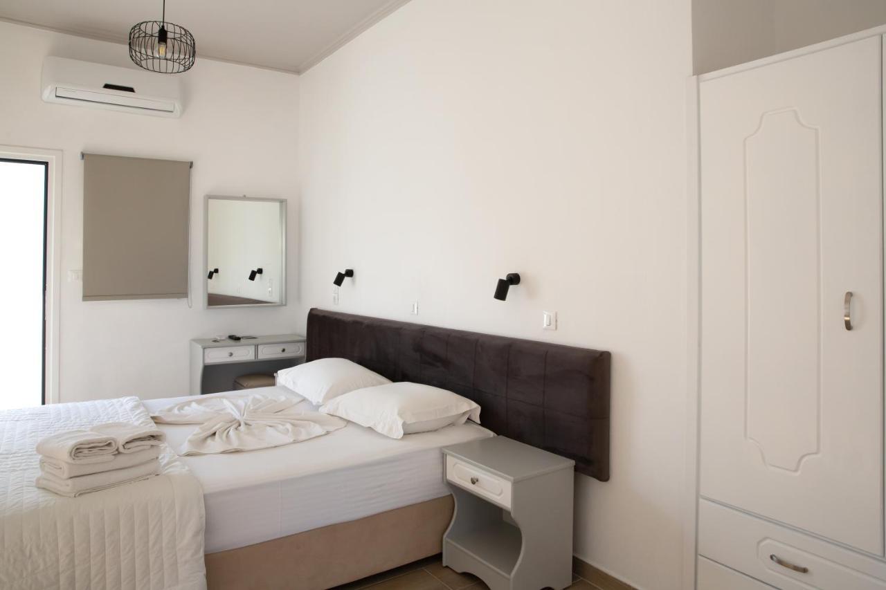 Sea Breeze 2 Apartments 마스티차리 외부 사진