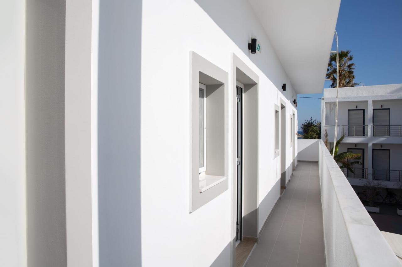 Sea Breeze 2 Apartments 마스티차리 외부 사진