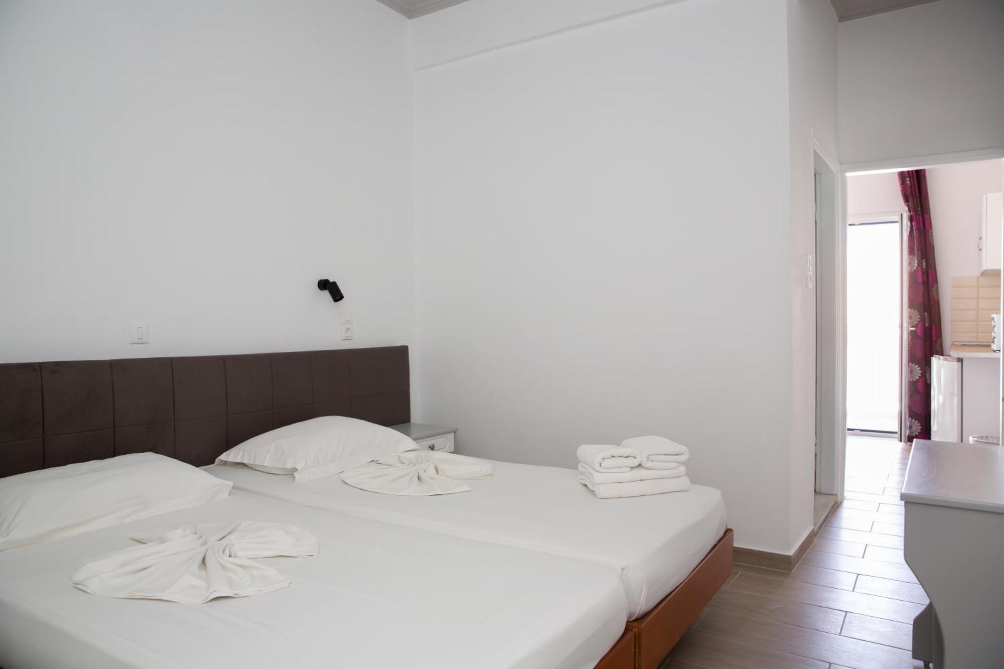 Sea Breeze 2 Apartments 마스티차리 외부 사진